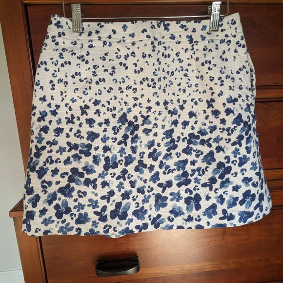 Banana Republic blue floral skirt - Picture 5 of 6